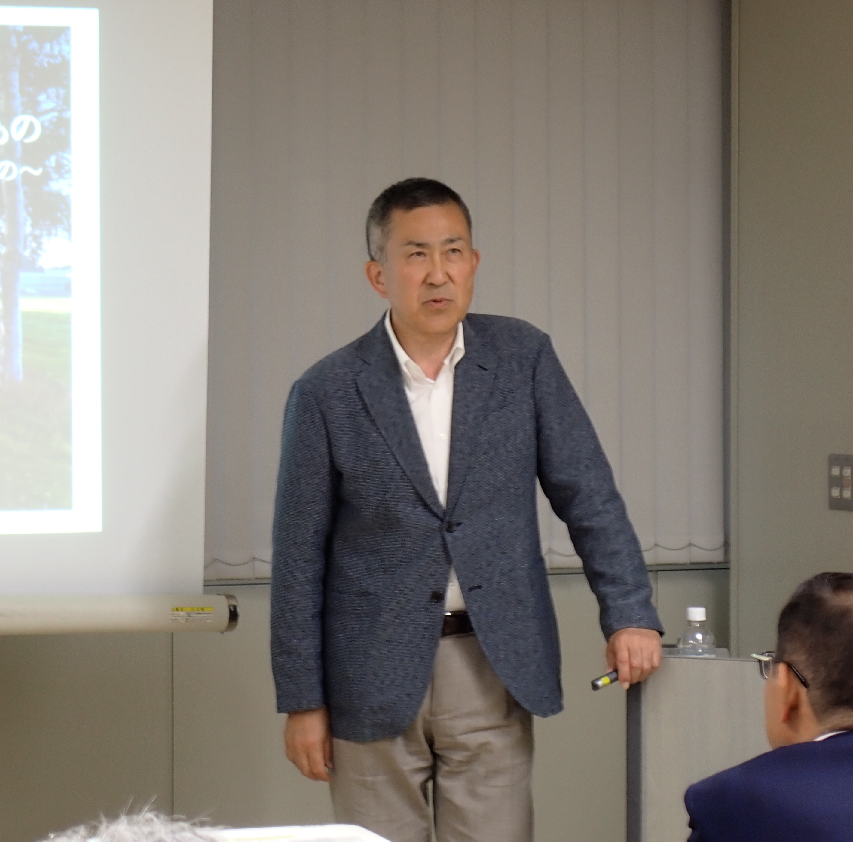 令和8年6月19日異業種交流分科会の様子2　髙島英也氏
